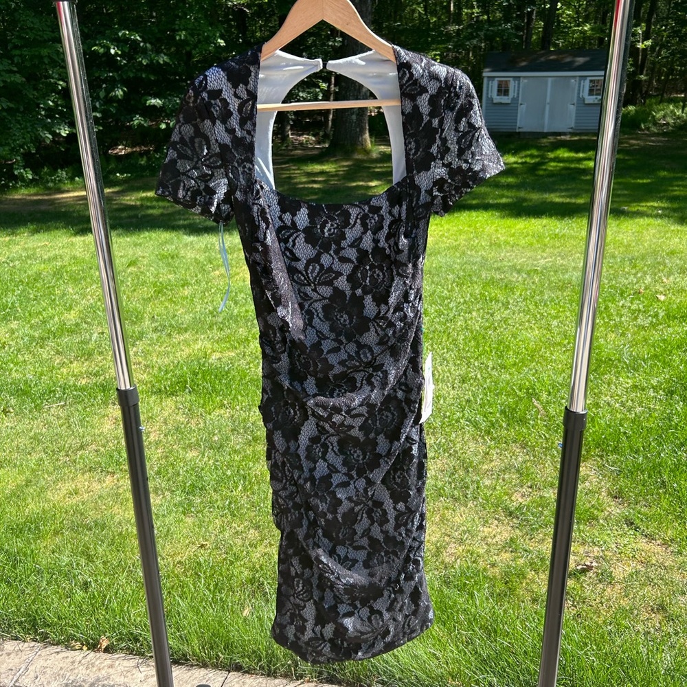NWT 🌟 La Coquette Lace Ruched Dress Size 6